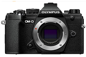  OLYMPUS ミラーレス一眼カメラ OM-D E-M5 MarkIII